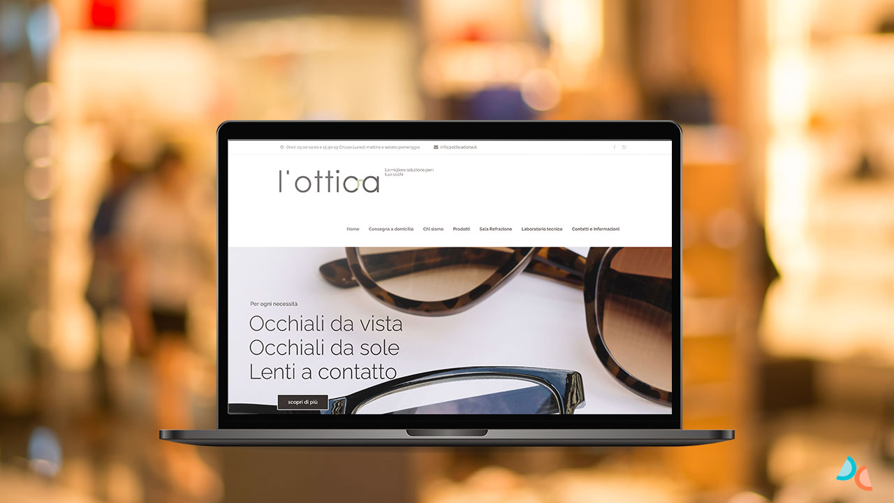 Elemento Portfolio. Home page sito web per ottica visto su uno schermo di un laptop